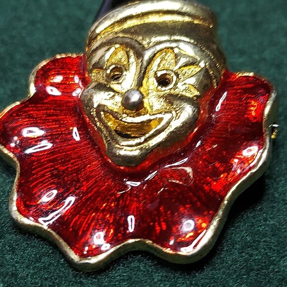 Unbranded Pin Brooch clown head 1 1/2" - Picture 3 of 5
